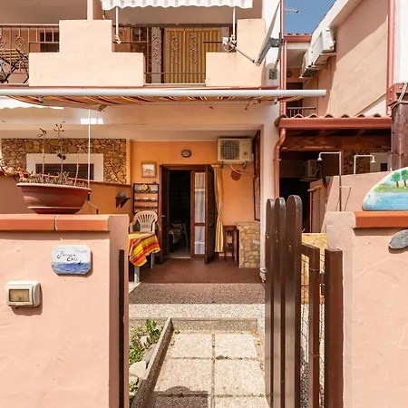 Holiday home Casa Acquamarina *